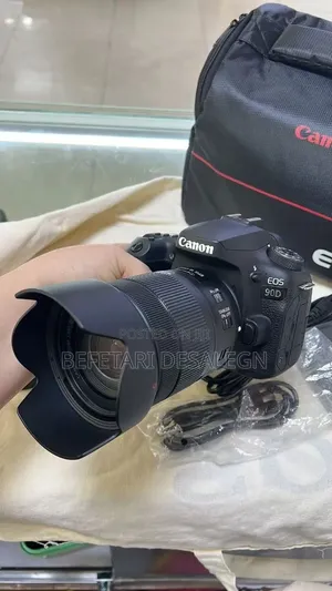 Camera Canon 90d