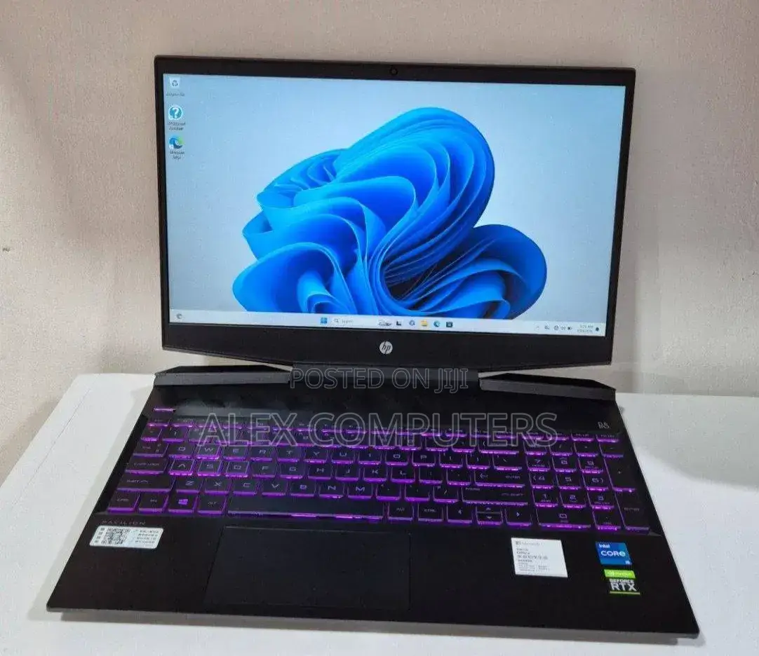 New Laptop HP Pavilion 15 16GB Intel Core i5 SSD 512GB