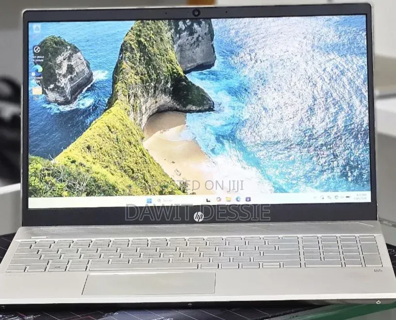 New Laptop HP Pavilion 15 8GB Intel Core i5 SSD 512GB