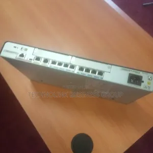 Huawei Router AR1220 Enterprise - በጥሩ ሁኔታ ላይ ያለ