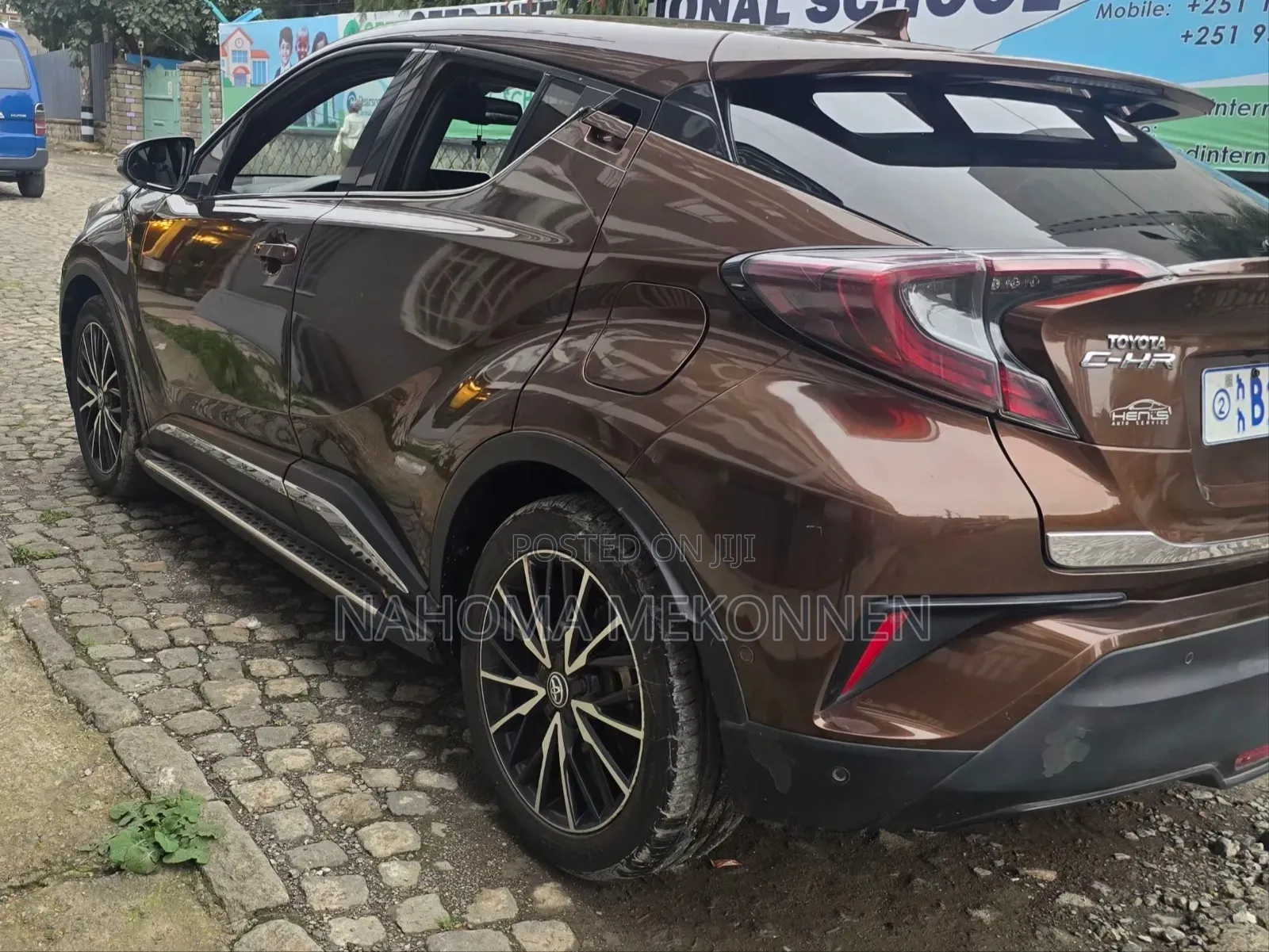 Toyota C-HR 2017 Brown