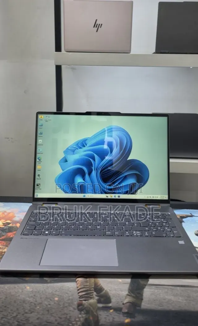New Laptop Lenovo Yoga 7i 16GB AMD Ryzen 7 SSD 512GB