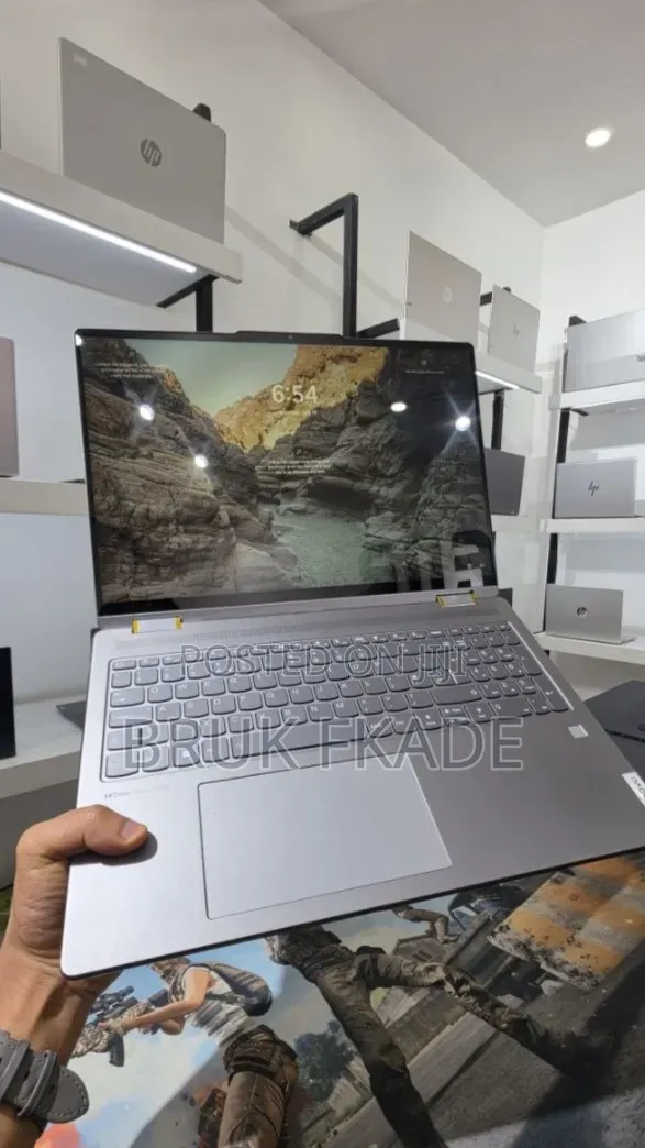 New Laptop Lenovo Yoga 7i 16GB AMD Ryzen 7 SSD 512GB