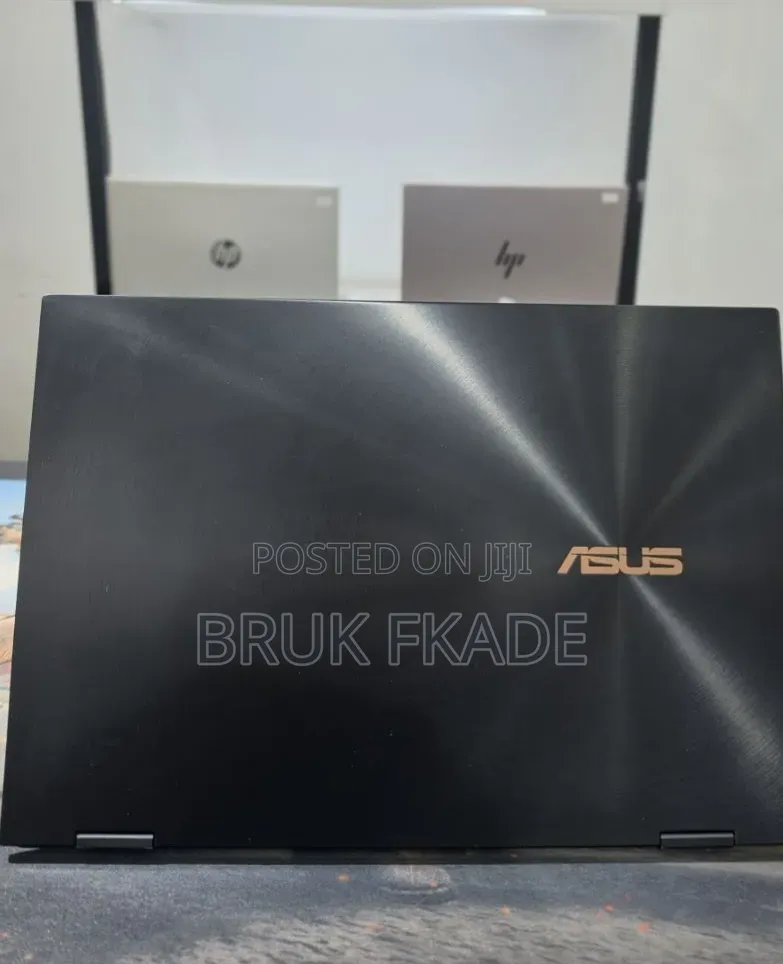 New Laptop Lenovo Yoga 7i 16GB AMD Ryzen 7 SSD 512GB