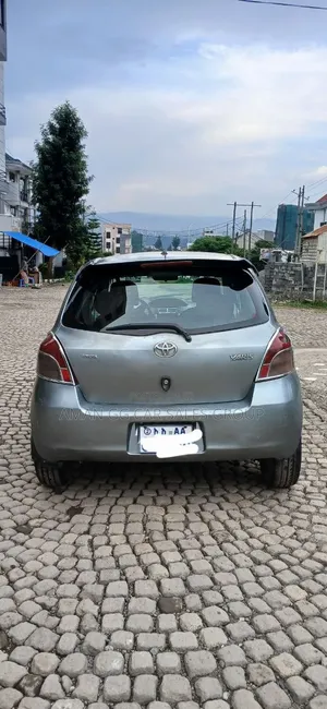 Toyota Yaris 2007 Gray