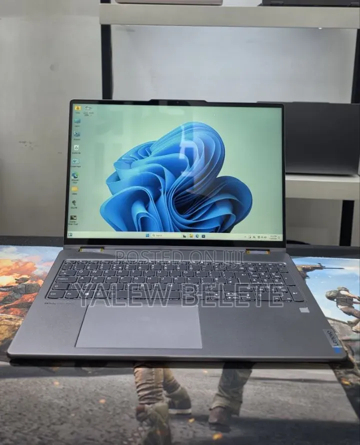 New Laptop Lenovo Yoga 2 16GB AMD Ryzen 7 SSD 512GB
