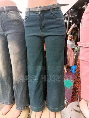 High-Waist Wide-Leg Women's Jeans With Belt