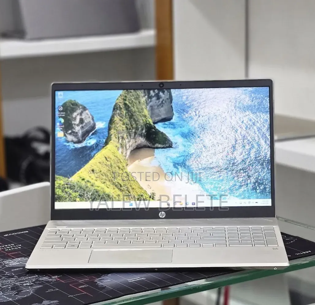 New Laptop HP Pavilion 15 8GB Intel Core i5 SSD 512GB