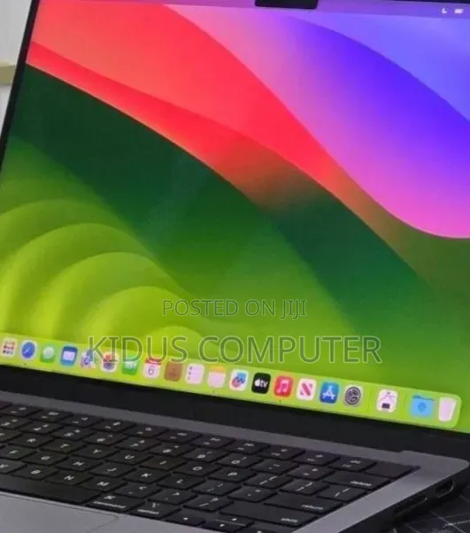 New Laptop Apple MacBook Air 2023 M2 8GB Apple M2 SSD 512GB