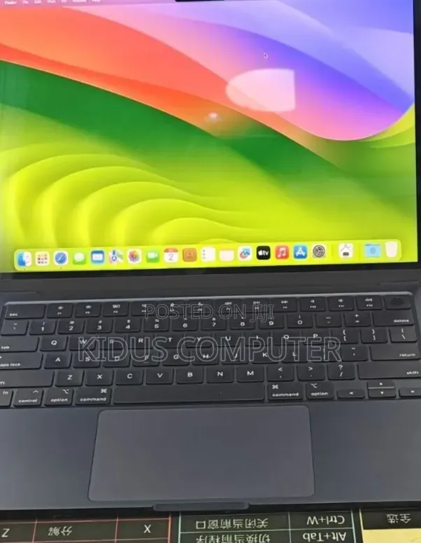 New Laptop Apple MacBook Air 2023 M2 8GB Apple M2 SSD 512GB