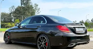Mercedes-Benz C200 2019 Black