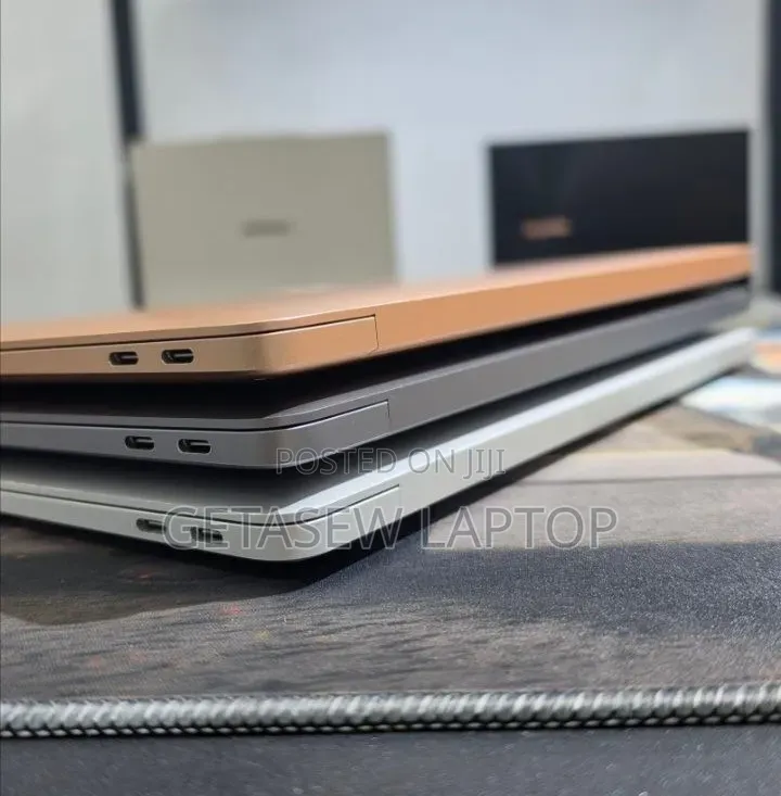 New Laptop Apple MacBook Air 2020 M1 8GB Apple M1 SSD 256GB