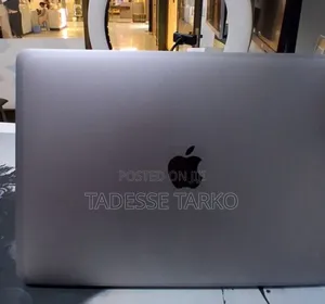 New Laptop Apple MacBook Air 2019 8GB Intel Core i5 SSD 128GB