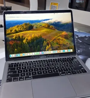 New Laptop Apple MacBook Air 2019 8GB Intel Core i5 SSD 128GB