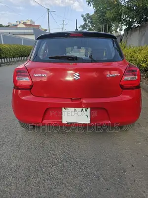 Suzuki Swift 2022 Red