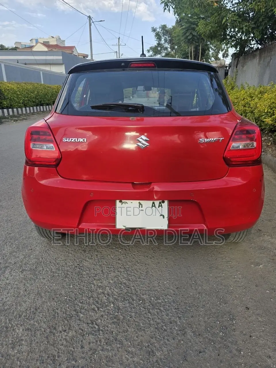 Suzuki Swift 2022 Red