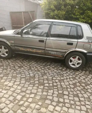Toyota Corolla 1990 Gray