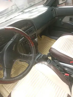 Toyota Corolla 1990 Gray
