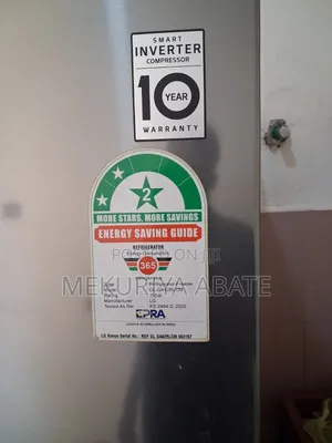 ​LG Smart Inverter Refrigerator-Freezer (367L) - በጥሩ ሁኔታ ላይ ያለ
