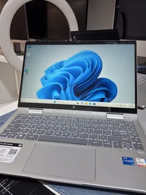 New Laptop HP Envy x360 8GB Intel Core i5 SSD 512GB