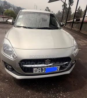 Suzuki Swift 2021 Silver