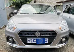 Suzuki Dzire 2022 Silver