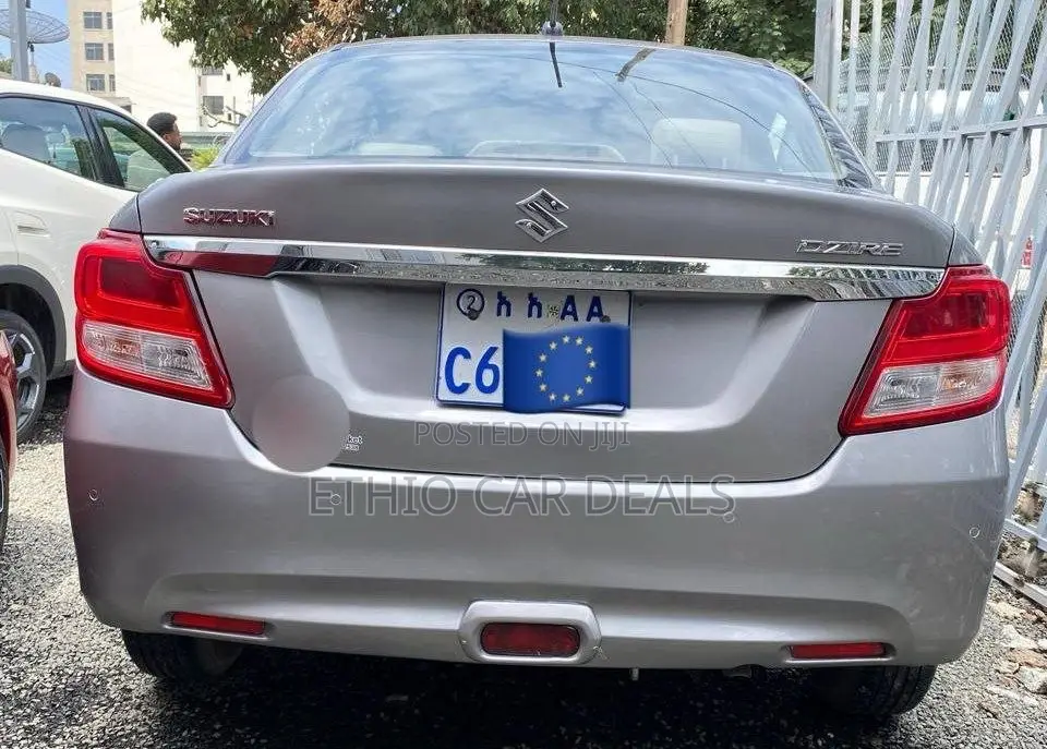 Suzuki Dzire 2021 Silver