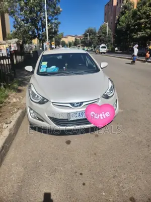 Hyundai Elantra 2015 Off white