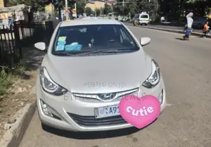 Hyundai Elantra 2015 Off white