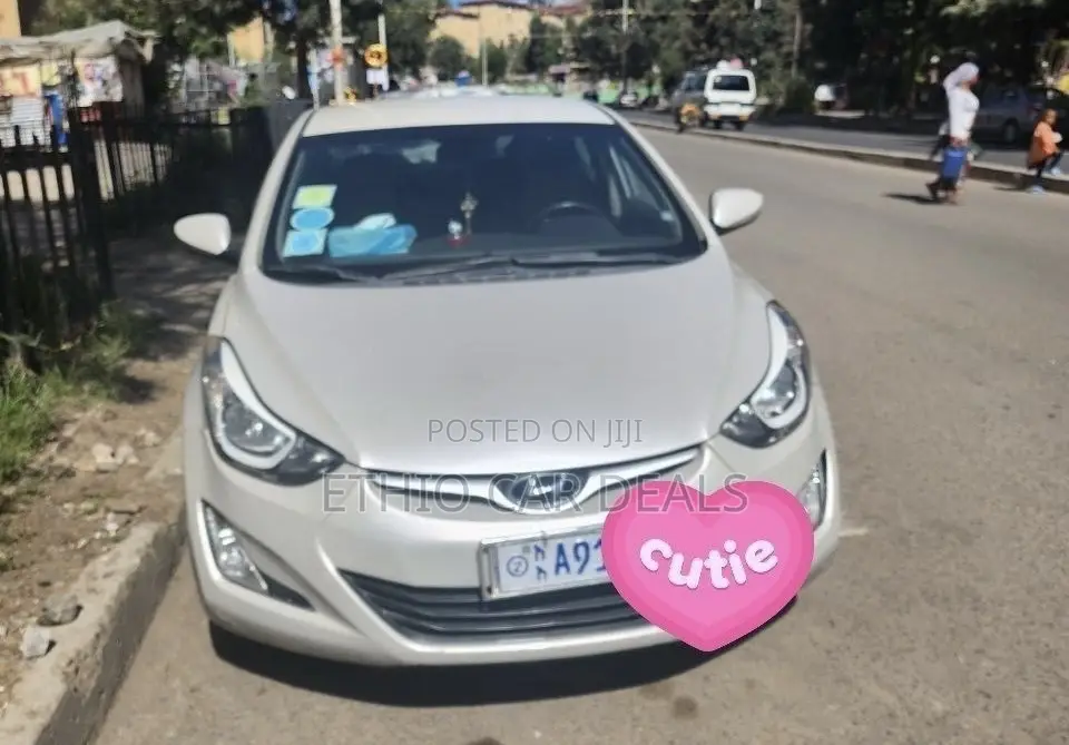 Hyundai Elantra 2015 Off white
