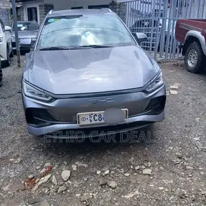 BYD E2 43 kWh 94 hp FWD 2025 Gray
