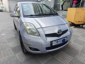 Toyota Yaris 2008 Silver