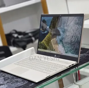 New Laptop HP Pavilion 15 8GB Intel Core i5 SSD 512GB
