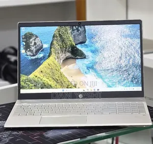 New Laptop HP Pavilion 15 8GB Intel Core i5 SSD 512GB