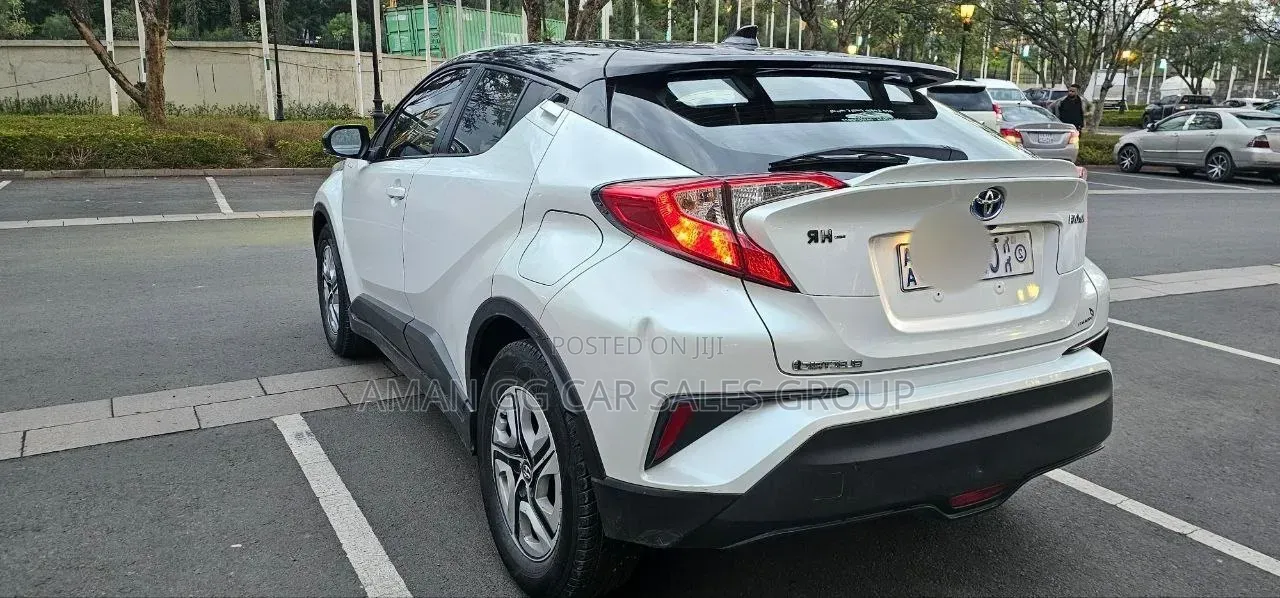 Toyota C-HR 2022 White