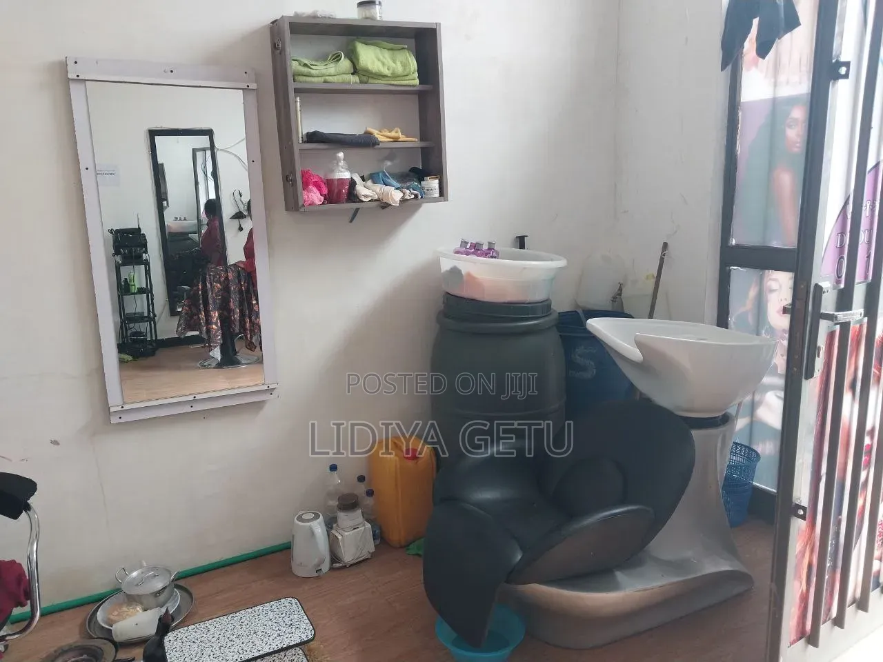 ሙሉ የፀጉር ቤት እቃ Full Beauty Salon Equipment