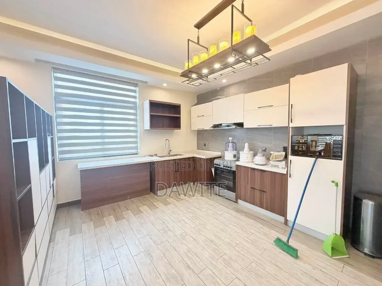 4bdrm Apartment in የግል, Bole for sale
