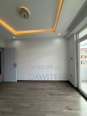 5bdrm Apartment in የግል, Bole for sale