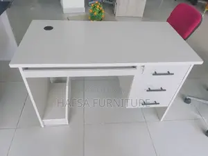 Local Computer Table 1.20cm