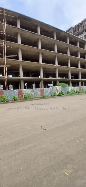 1000 M2 Semi Finishing at G+8 CommercialBuildingForSaleShegerlegetafoArea