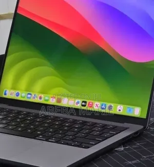 New Laptop Apple MacBook Air 2022 M2 16GB Apple M2 SSD 512GB