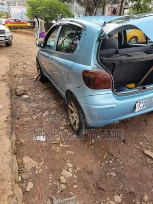 Toyota Vitz 2002