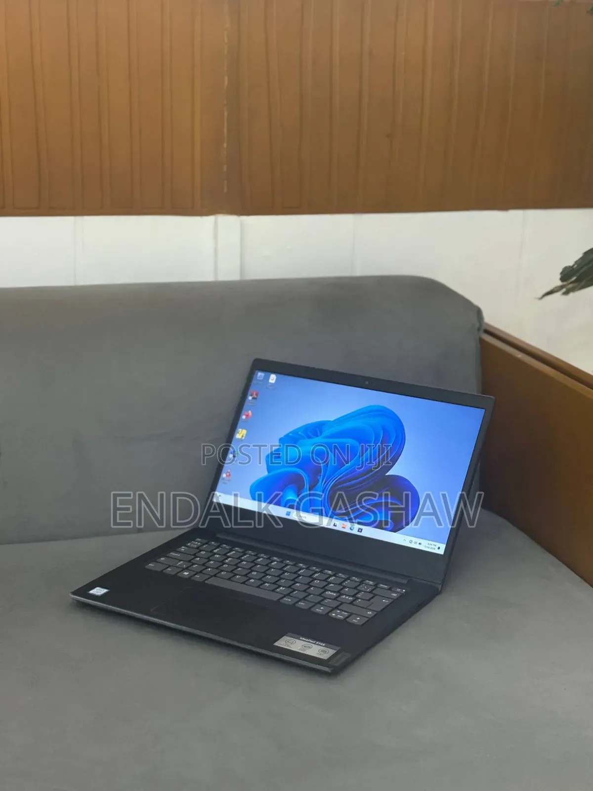 New Laptop Lenovo IdeaPad S145 8GB Intel Core i5 SSD 256GB