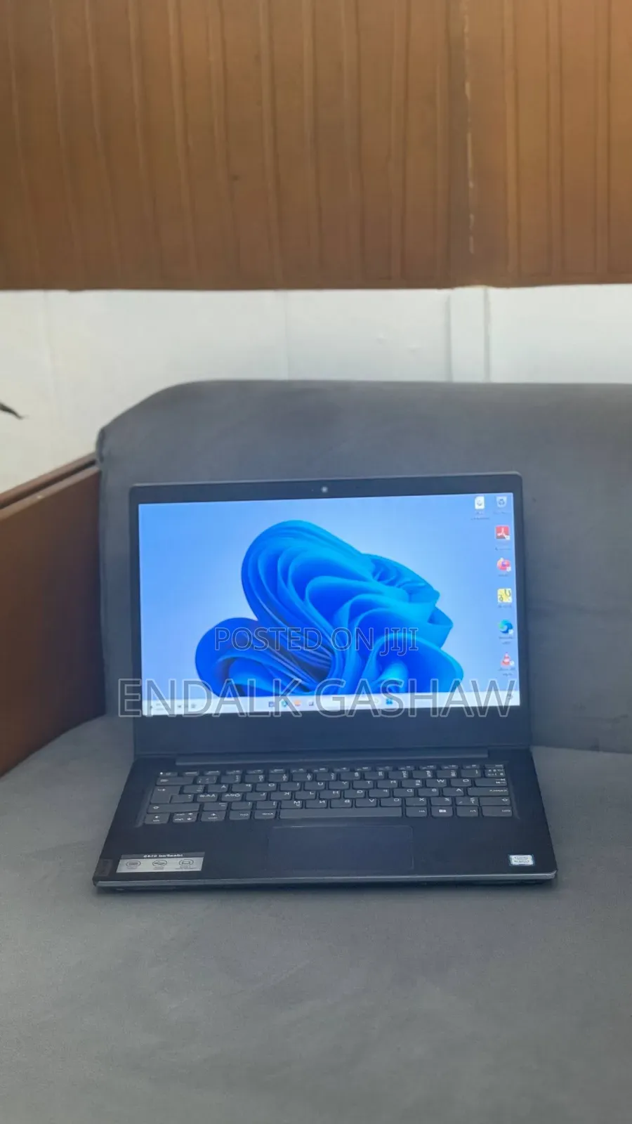 New Laptop Lenovo IdeaPad S145 8GB Intel Core i5 SSD 256GB