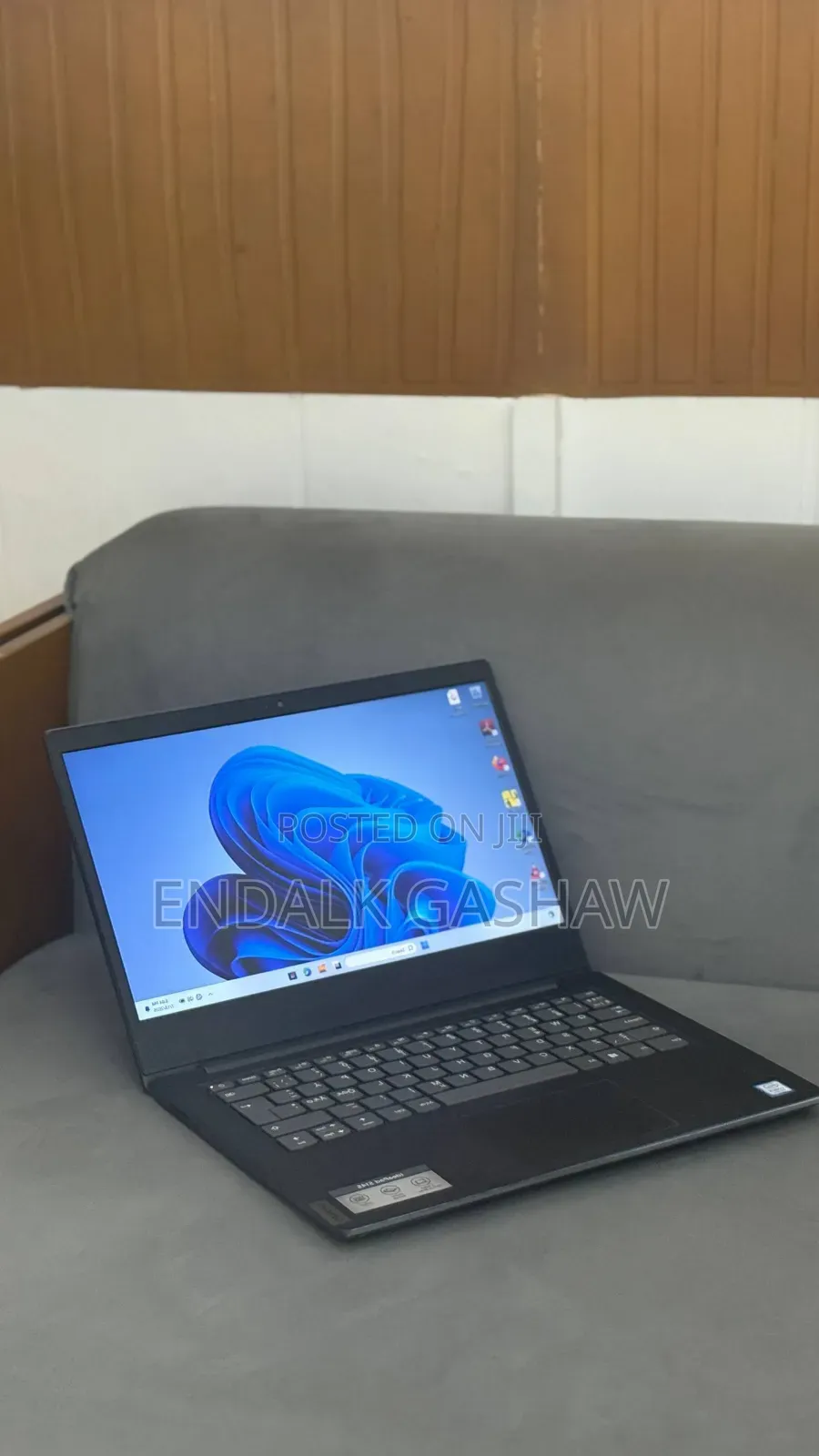 New Laptop Lenovo IdeaPad S145 8GB Intel Core i5 SSD 256GB