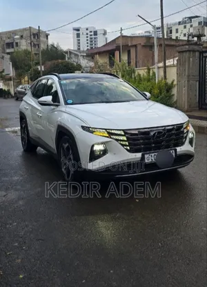 Hyundai Tucson 2022 White