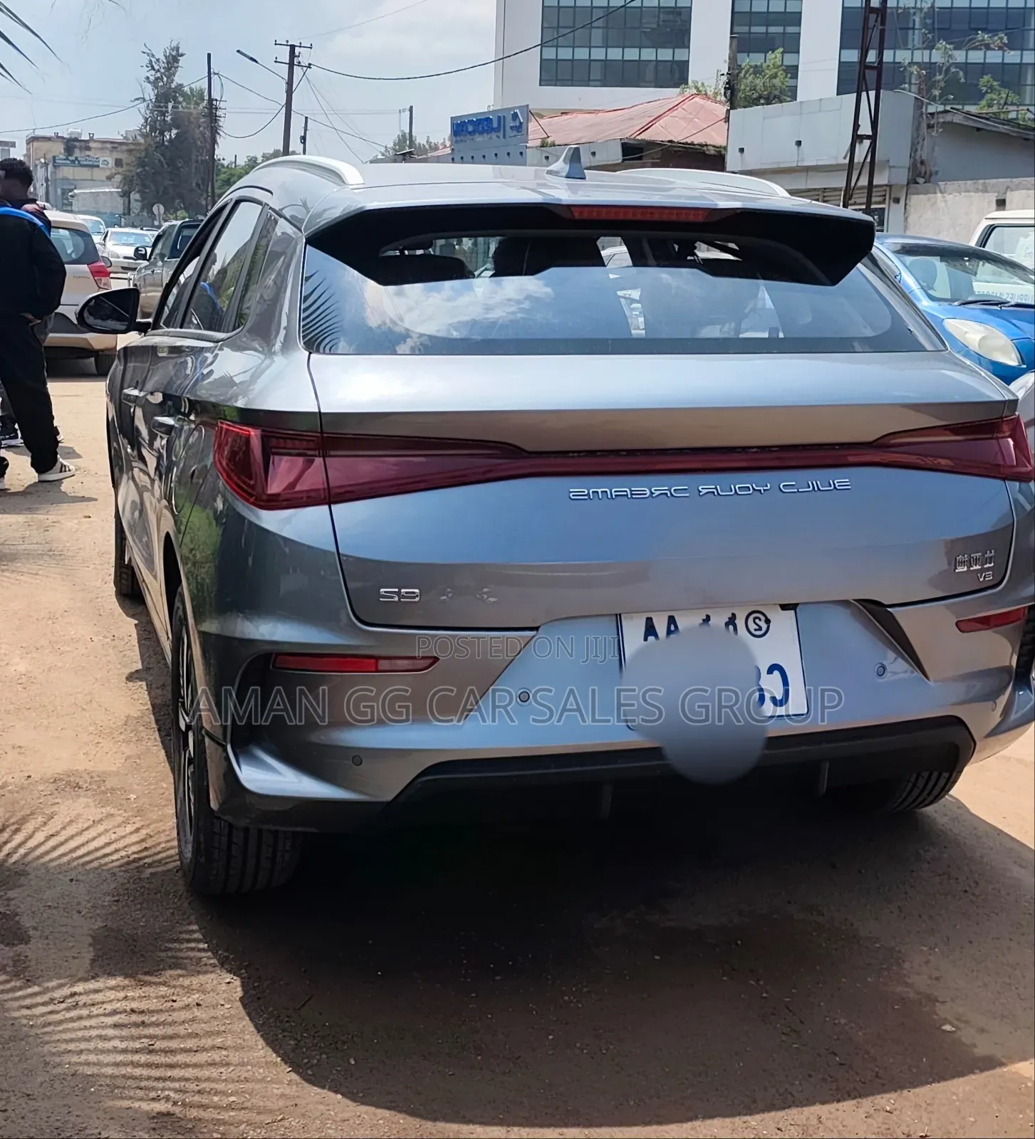 BYD E2 43 kWh 94 hp FWD 2025 Silver