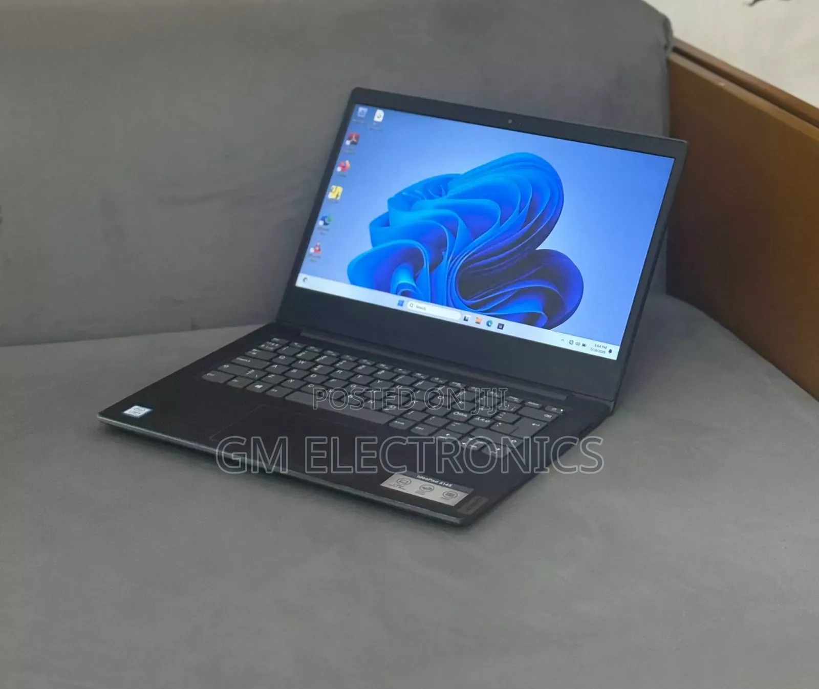 New Laptop Lenovo IdeaPad S145 8GB Intel Core i5 SSD 256GB