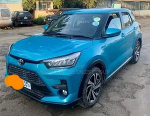 Toyota Raize 2022 Blue