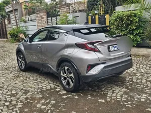Toyota C-HR 2020 Gray